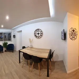 https://cosy-apartments-chambres-avec-douche-privative-metro-wifi.midi-pyreneeshotels.com