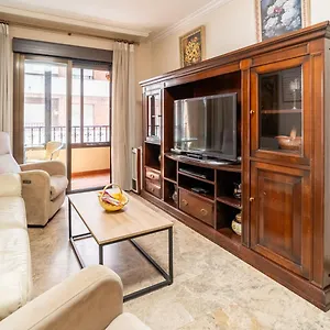 https://gran-apartamento-en-el-centro-con-parking-gratis.es-andalucia.com